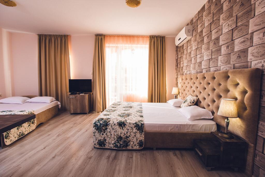 Avenue Deluxe Hotel Sunny Beach Exterior photo